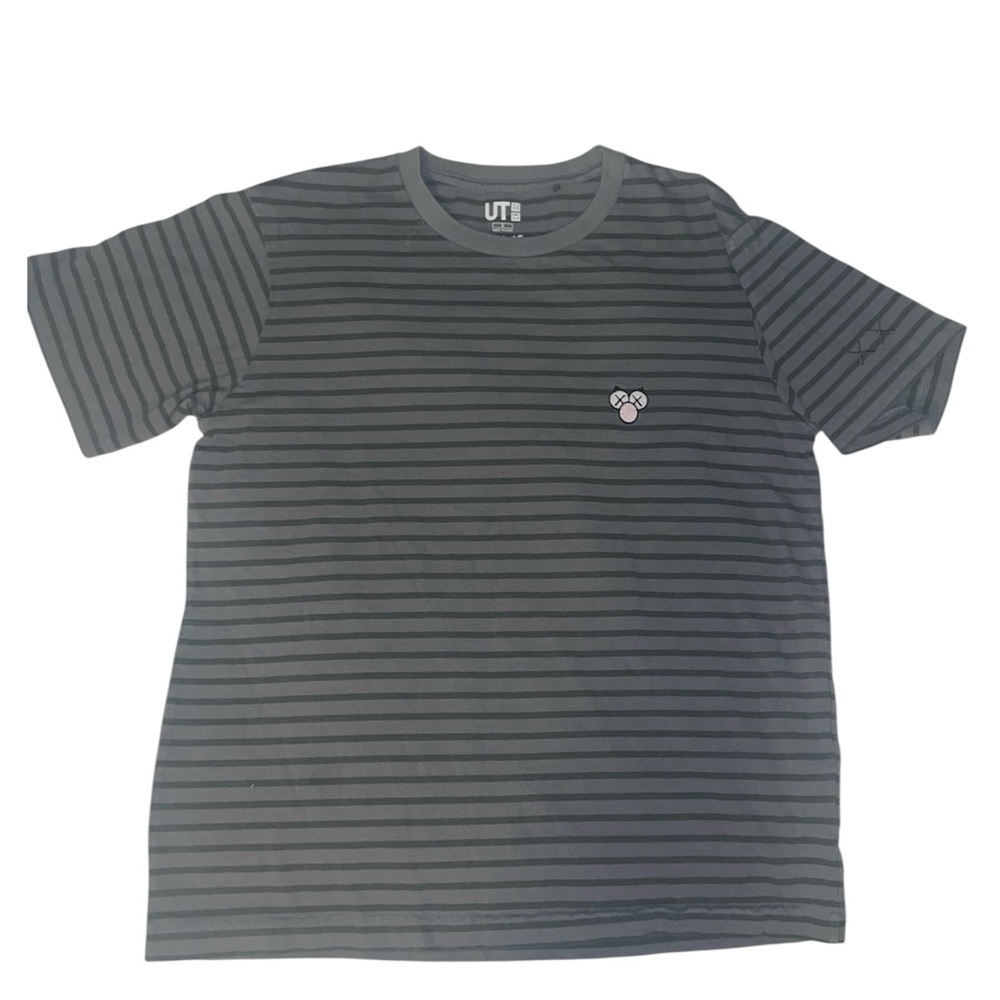Kaws Uniqlo Shirt Mens Small